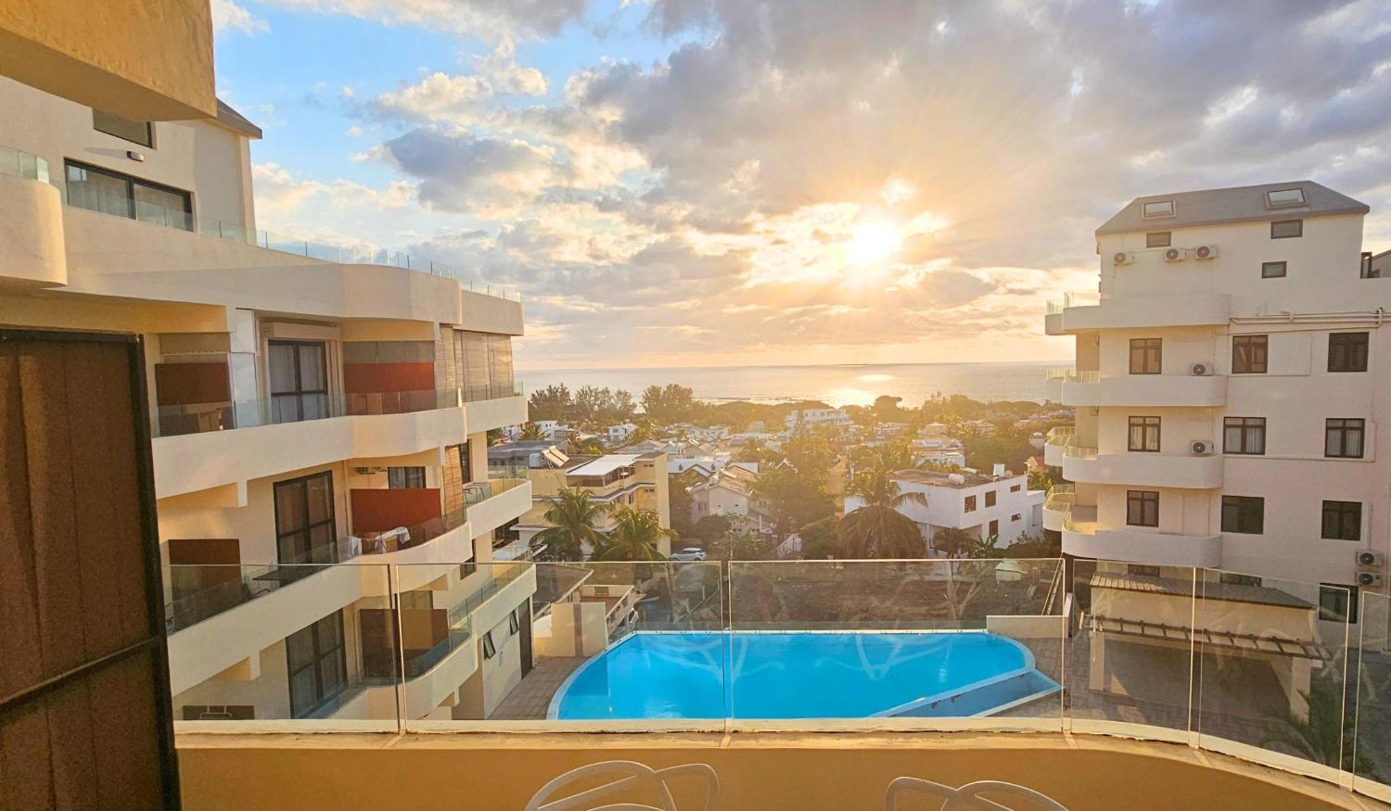Flic-en-FlacqZen Retreat With Stunning Sea Views And Sunsetsアパートメント エクステリア 写真